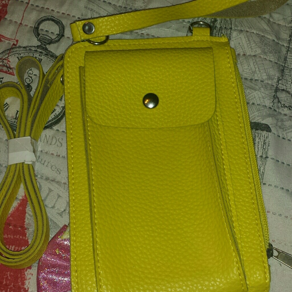 purses - Picture 3 of 3